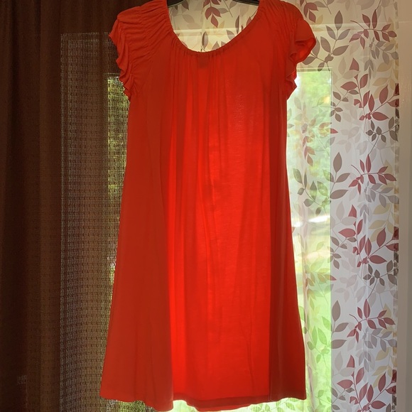 Old navy t shirt dress with flutter sleeves! - Picture 4 of 4